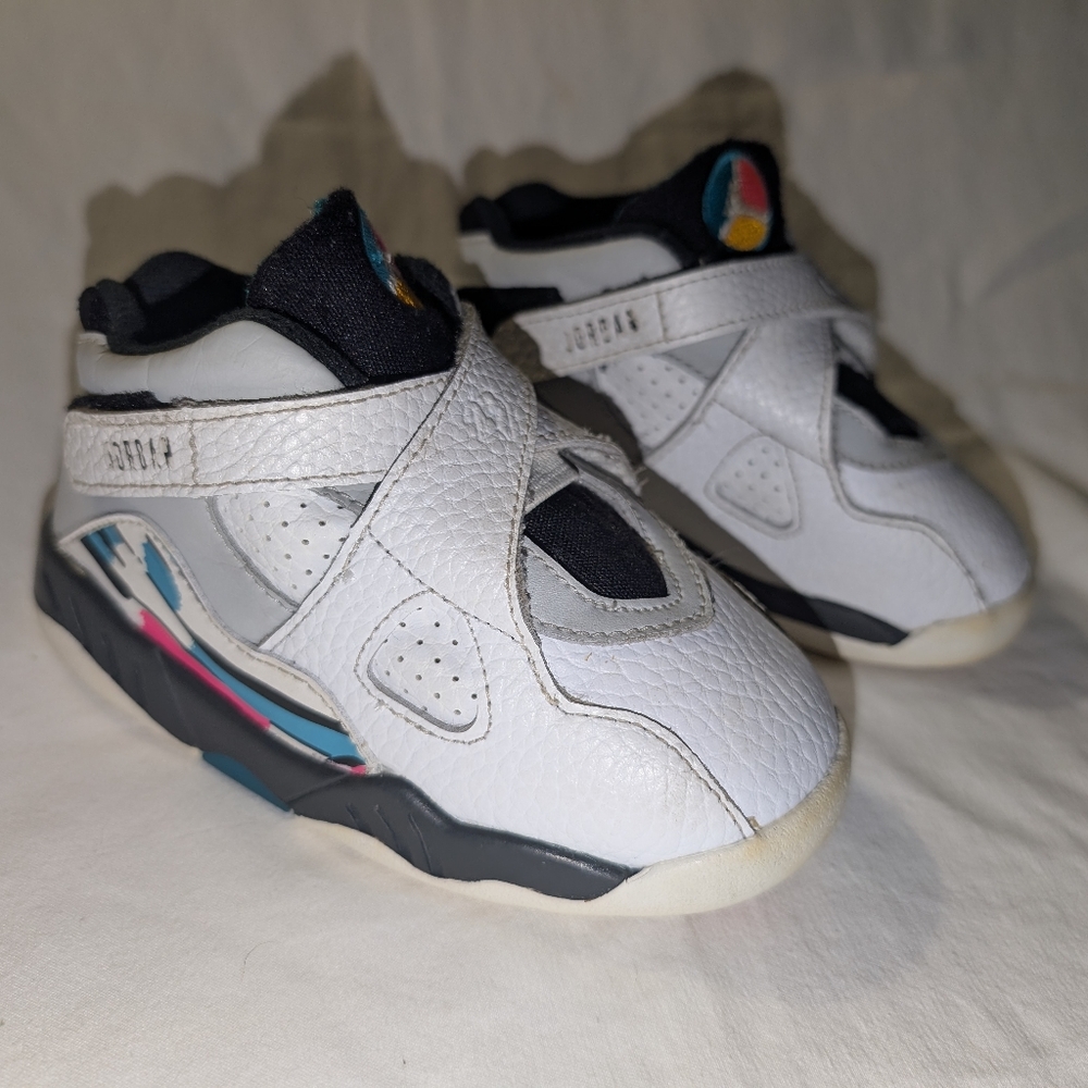 Jordan Retro 8“South Beach”